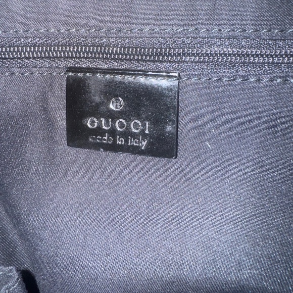 🔥AUTHENTIC GUCCI PURSE WITH C.O.A🔥 - Picture 7 of 8